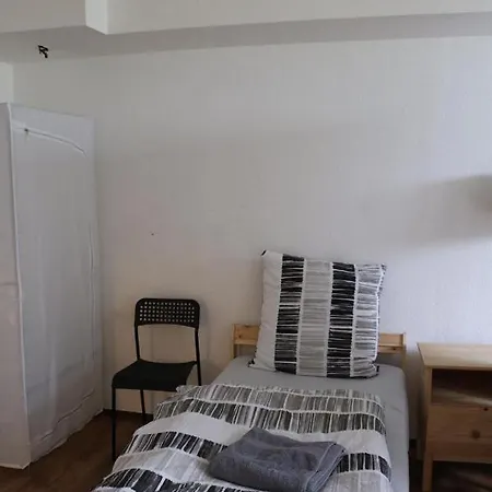 Komfort-kellerapartment Ph4 Weststadt Ph4 Apartament *